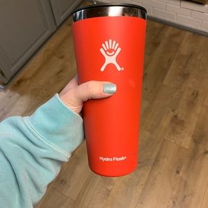 Red Hydroflask tumbler. 32 oz.